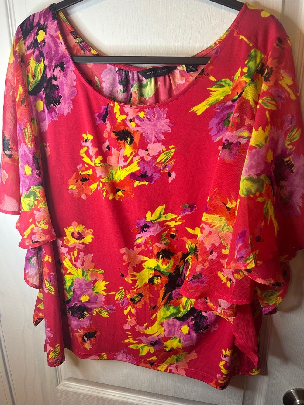 Investments Bright Red Floral Ruffle Sleeve Blouse